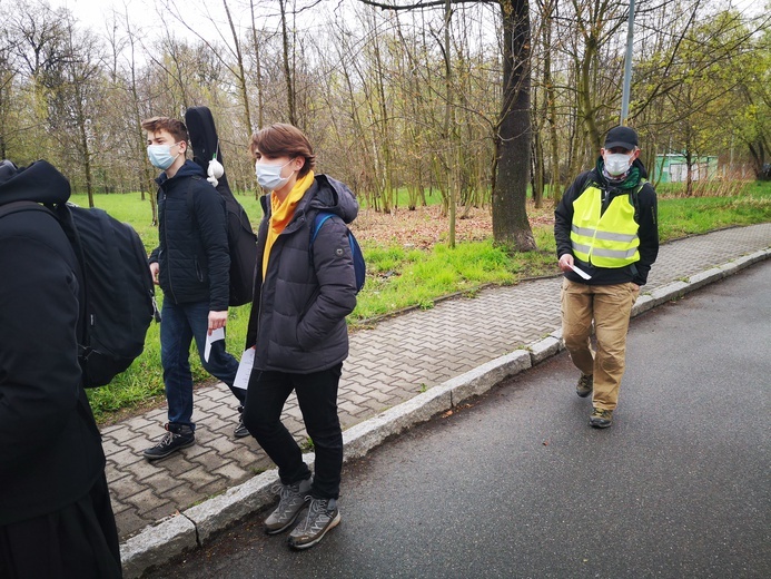 Pielgrzymka z wrocławskiej Leśnicy do Lutyni