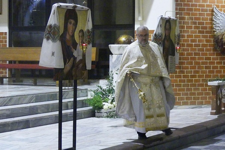 Greckokatolicka liturgia Wigilii Paschalnej w Bielsku-Białej-Leszczynach