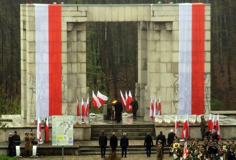 Obchody 100. rocznicy wybuchu III Powstania Śląskiego na Górze Świętej Anny