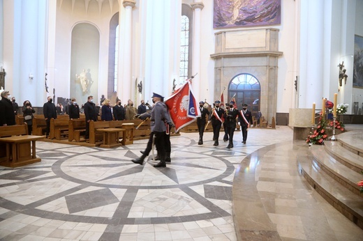 Katowice. Msza św. w intencji ojczyzny