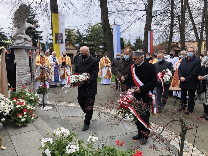 Uroczystość 40. rocznicy 3-majowej Mszy św. "Solidarności" w Andrychowie - 2021