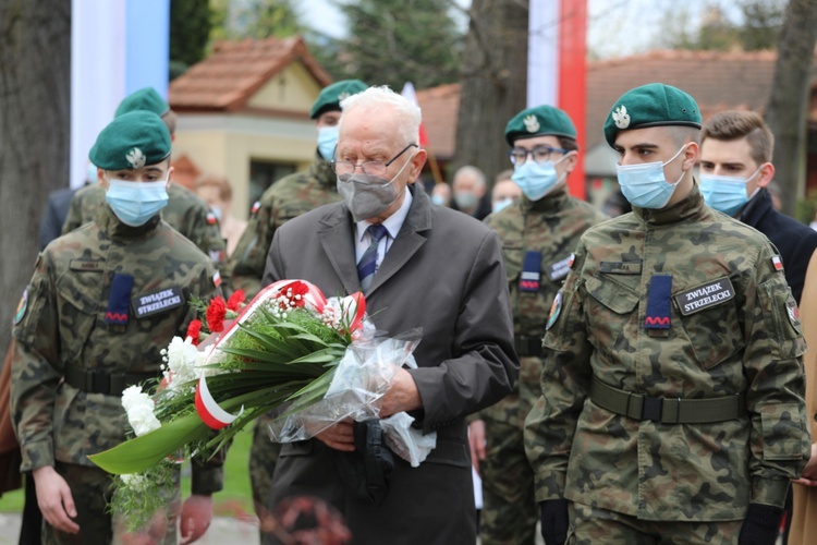 Uroczystość 40. rocznicy 3-majowej Mszy św. "Solidarności" w Andrychowie - 2021