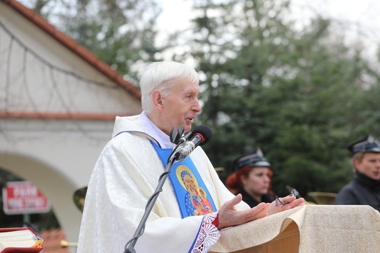 Uroczystość 40. rocznicy 3-majowej Mszy św. "Solidarności" w Andrychowie - 2021