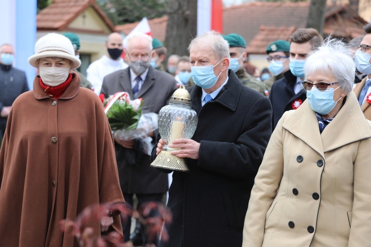 Uroczystość 40. rocznicy 3-majowej Mszy św. "Solidarności" w Andrychowie - 2021