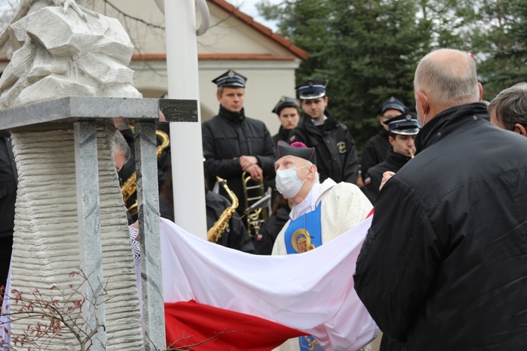 Uroczystość 40. rocznicy 3-majowej Mszy św. "Solidarności" w Andrychowie - 2021