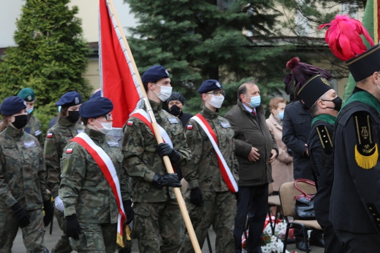 Uroczystość 40. rocznicy 3-majowej Mszy św. "Solidarności" w Andrychowie - 2021