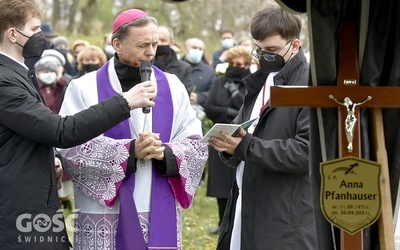 Świdnica. Pogrzeb Anny Pfanhauser