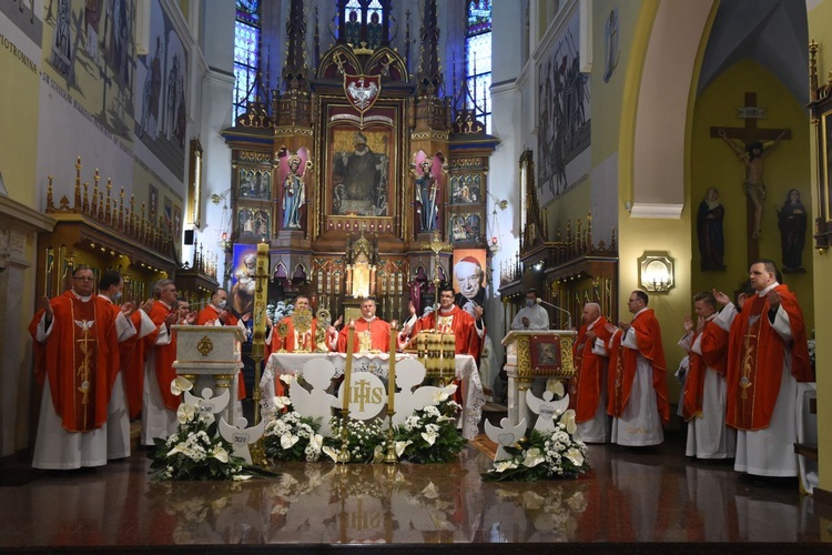 Eucharystia w szczepanowskiej bazylice.