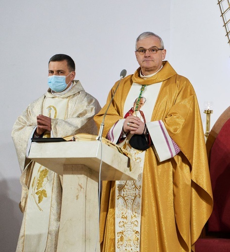 Wizytacja u św. Wojciecha w Wałbrzychu. Uroczystości z dwoma męczennikami