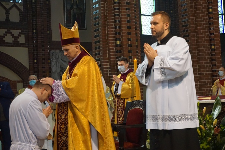 Święcenia diakonatu w katedrze gliwickiej