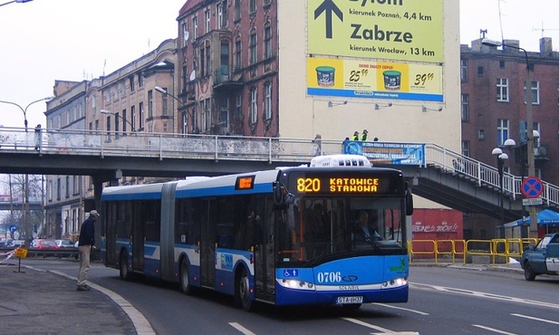 Śląskie. Co dalej ze Studencką Limuzyną?  Metropolia uruchomiła szybkie połączenia autobusowe