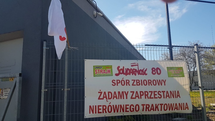 Katowice. Protest egzaminatorów WORDu. Co z egzaminami na prawo jazdy?