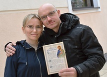 – Wierzymy, że on jest naszym orędownikiem – mówią Magdalena i Andrzej Wilkowie.