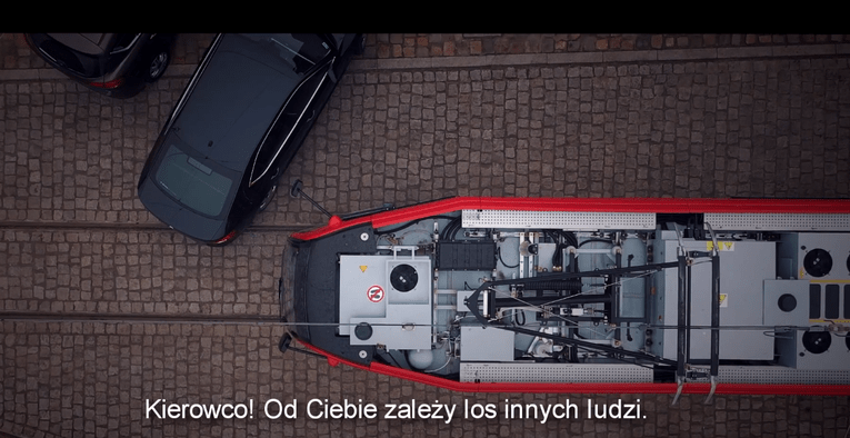 Tramwaje Śląskie: Źle zaparkowane samochody blokują torowisko!