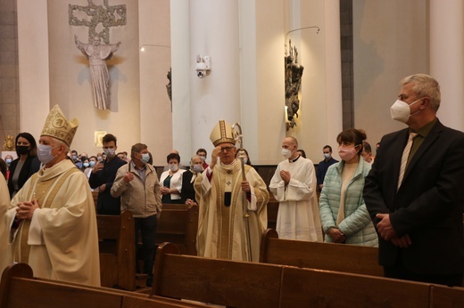 Katowice. Święcenia prezbiteratu (2)