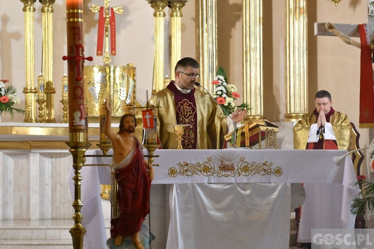 Czuwanie "Spotkać Zmartwychwstałego" dla młodzieży w Świebodzinie