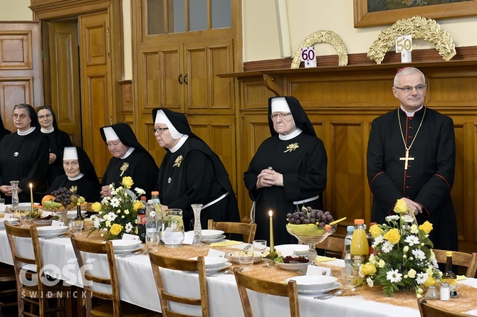 60-lecie profesji siedmiu franciszkanek i jeden złoty jubileusz