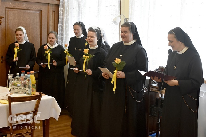 60-lecie profesji siedmiu franciszkanek i jeden złoty jubileusz