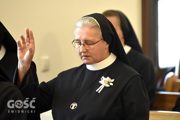 60-lecie profesji siedmiu franciszkanek i jeden złoty jubileusz