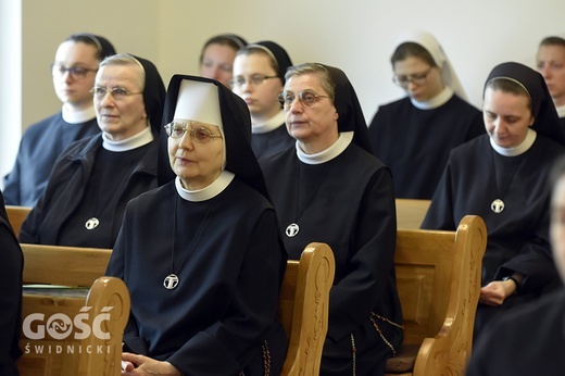 60-lecie profesji siedmiu franciszkanek i jeden złoty jubileusz