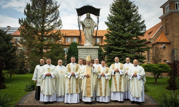 Bp Muskus: Kapłan ma przygarniać, a nie odrzucać