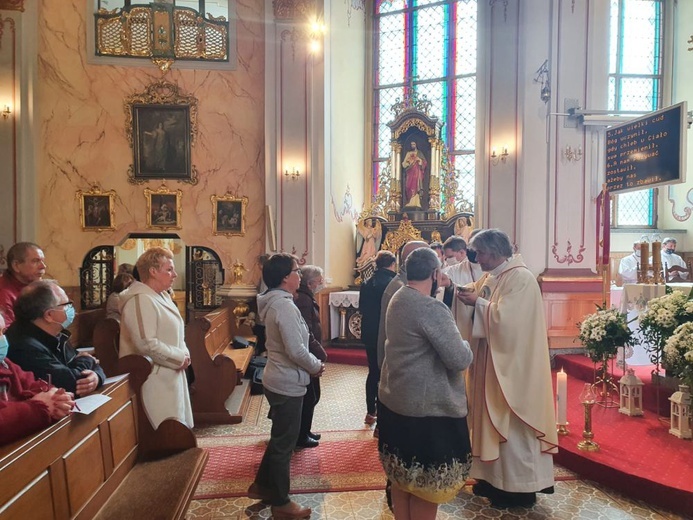 Pielgrzymka Ruchu Światło-Życie do sanktuarium św. Józefa Obl. NMP w Świdnicy