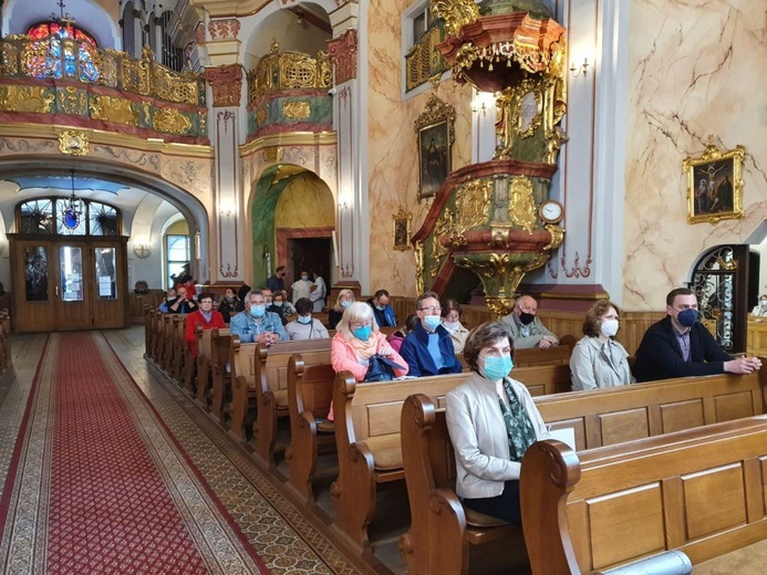 Pielgrzymka Ruchu Światło-Życie do sanktuarium św. Józefa Obl. NMP w Świdnicy