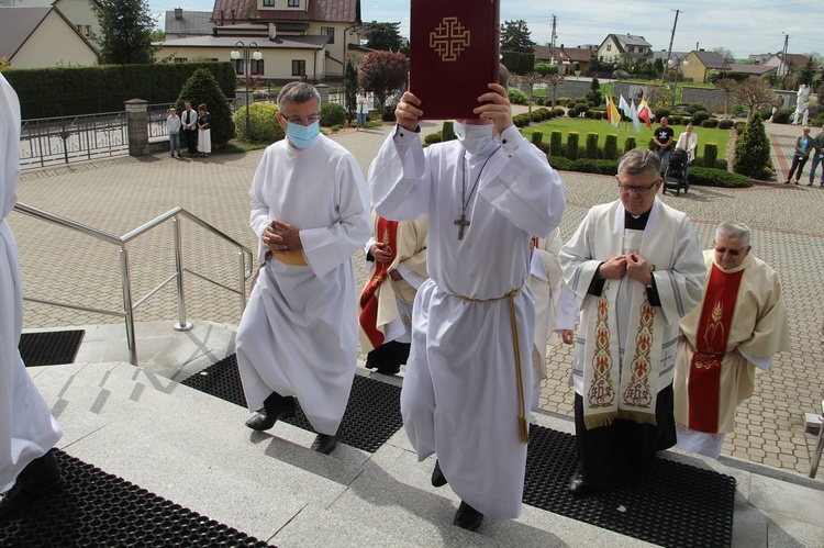 Wola Rzędzińska. Błogosławieństwo nowych lektorów