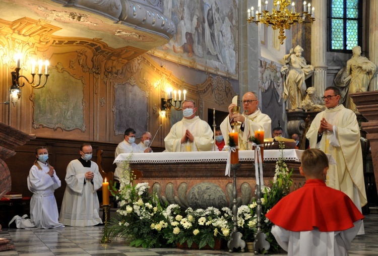 Święcenia ks. Dariusza Karbowskiego w Głogówku