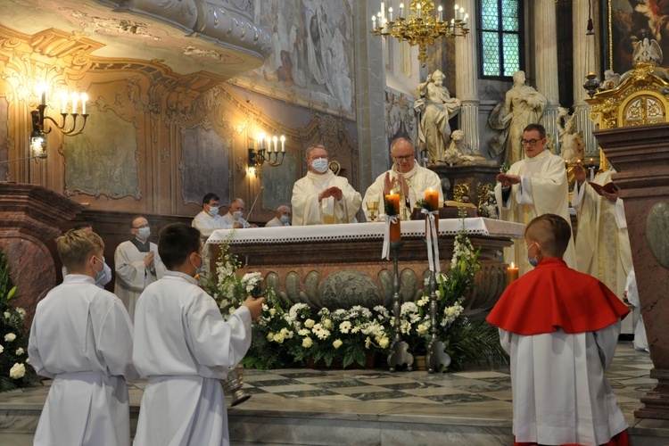 Święcenia ks. Dariusza Karbowskiego w Głogówku