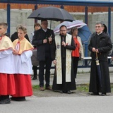 101. urodziny św. Jana Pawła II przy starej kuźni w Rzykach