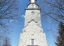 Ujsolski kościół parafialny.