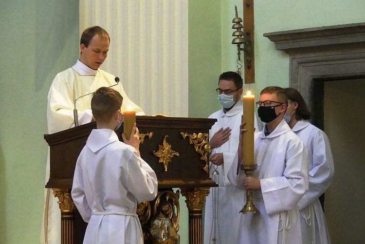 Podziękowanie za pracę służby zdrowia w czasie epidemii w Cieszynie