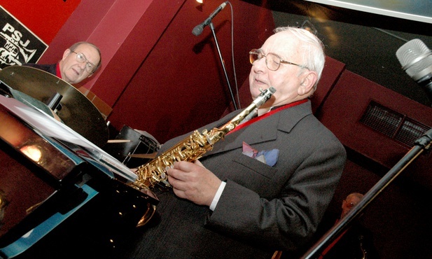 Muzyk jazzowy, kompozytor Jerzy "Duduś" Matuszkiewicz laureatem Orła 2021 za osiągnięcia życia