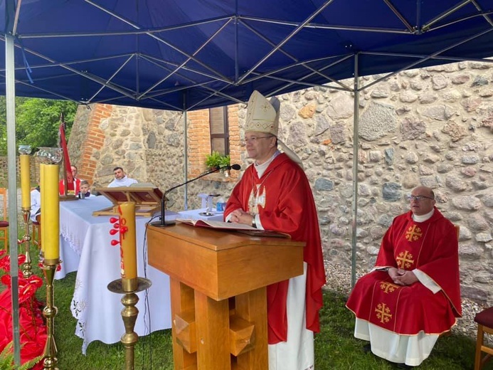 Bierzmowanie w Wawrowie