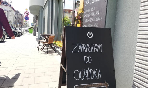 Śląskie. Praca czeka w gastronomii. Brakuje pracowników w restauracjach