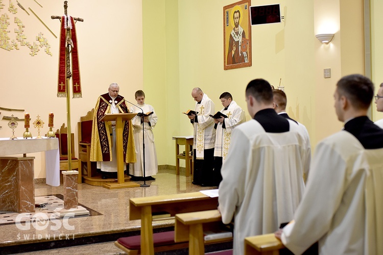 Nabożeństwo przed święceniami prezbiteratu