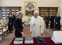 Ursula von der Leyen u Papieża: „nadajemy na tej samej fali”