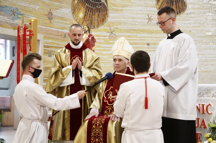 Święcenia kapłańskie ks. Pawła Gulki SDB w Bytomiu