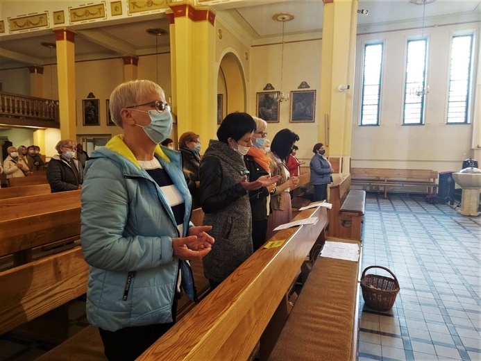 Wigilia Zesłania Ducha św. w Pieszycach, Dzierżoniowie i w Świdnicy