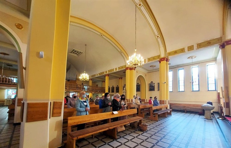 Wigilia Zesłania Ducha św. w Pieszycach, Dzierżoniowie i w Świdnicy