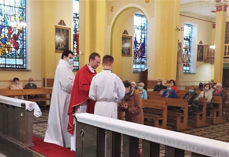 Wigilia Zesłania Ducha św. w Pieszycach, Dzierżoniowie i w Świdnicy