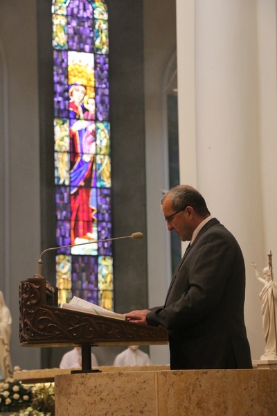 Katowice. Jubileusze małżeńskie w katedrze