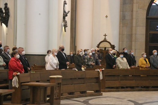 Katowice. Jubileusze małżeńskie w katedrze