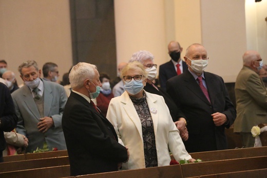 Katowice. Jubileusze małżeńskie w katedrze