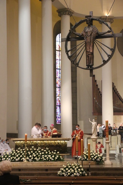 Katowice. Jubileusze małżeńskie w katedrze