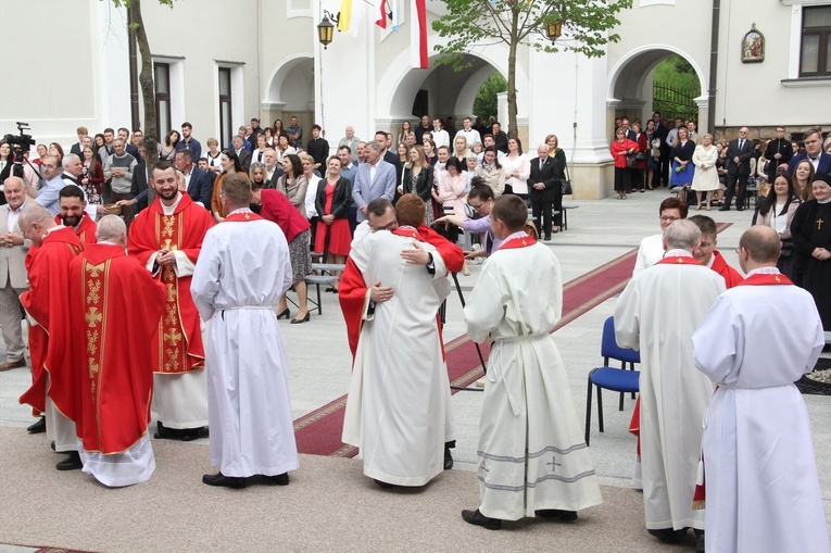 Tuchów. Święcenia kapłańskie 2021
