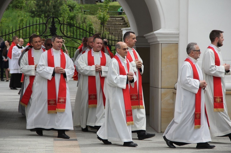 Tuchów. Święcenia kapłańskie 2021