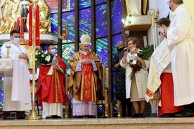 Zapewniamy nie tylko chleb i dach nad głową