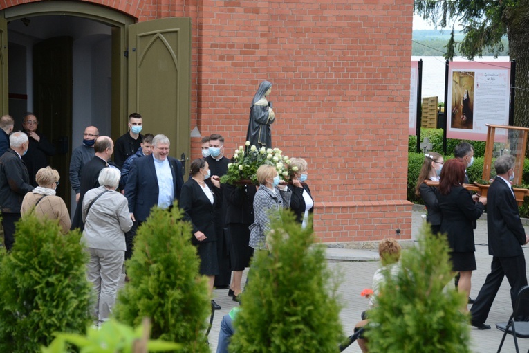 Głębinów. Ostatnie przygotowania przed uroczystością